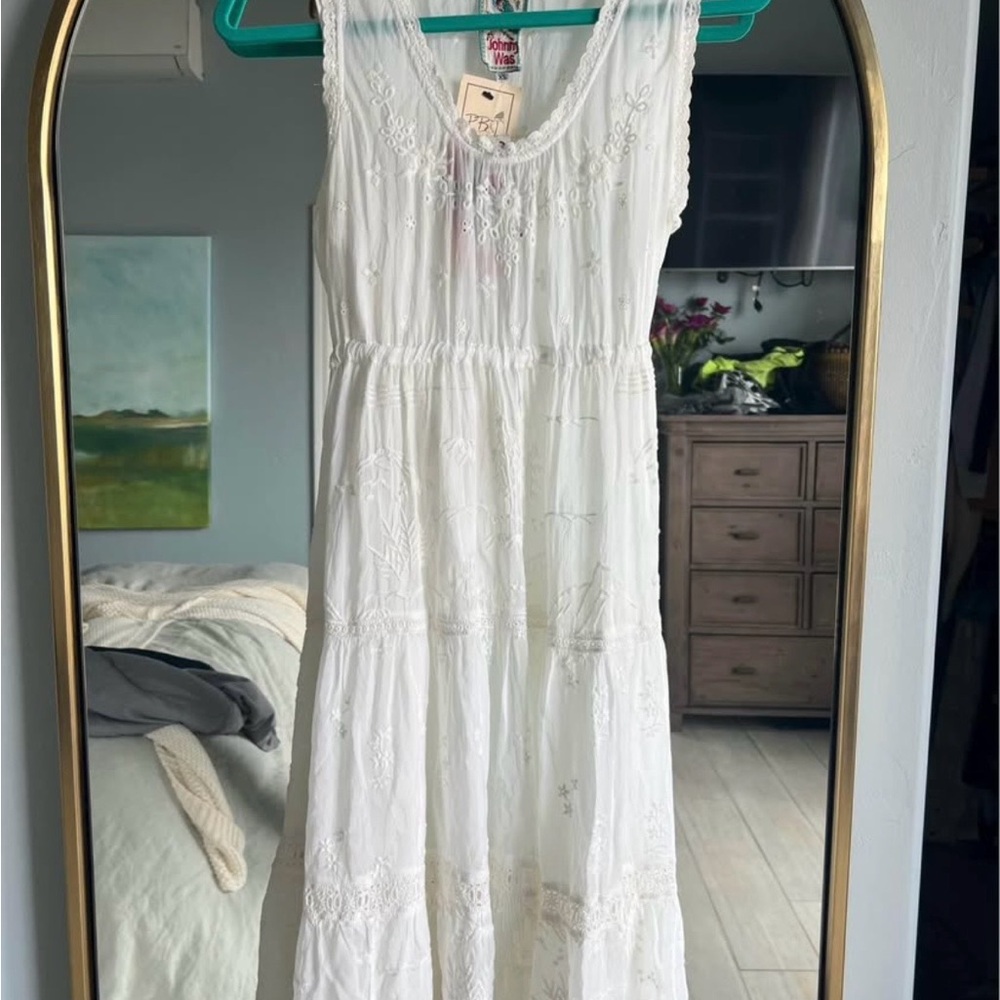 Johnny Was White Eyelet Drawstring Tank Dress with Floral Tag - Picture 2 of 5